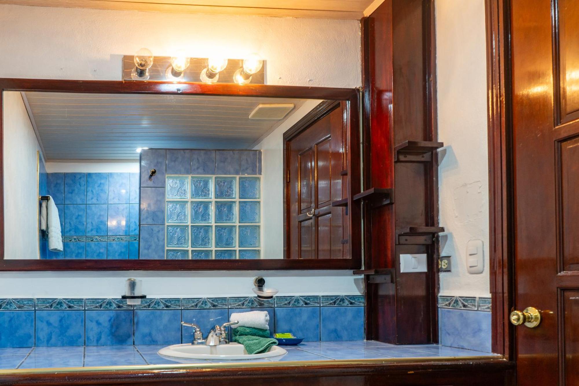 Paradise Breeze 2Bdr Near Quepos Manuel Antonio Apartment Екстериор снимка